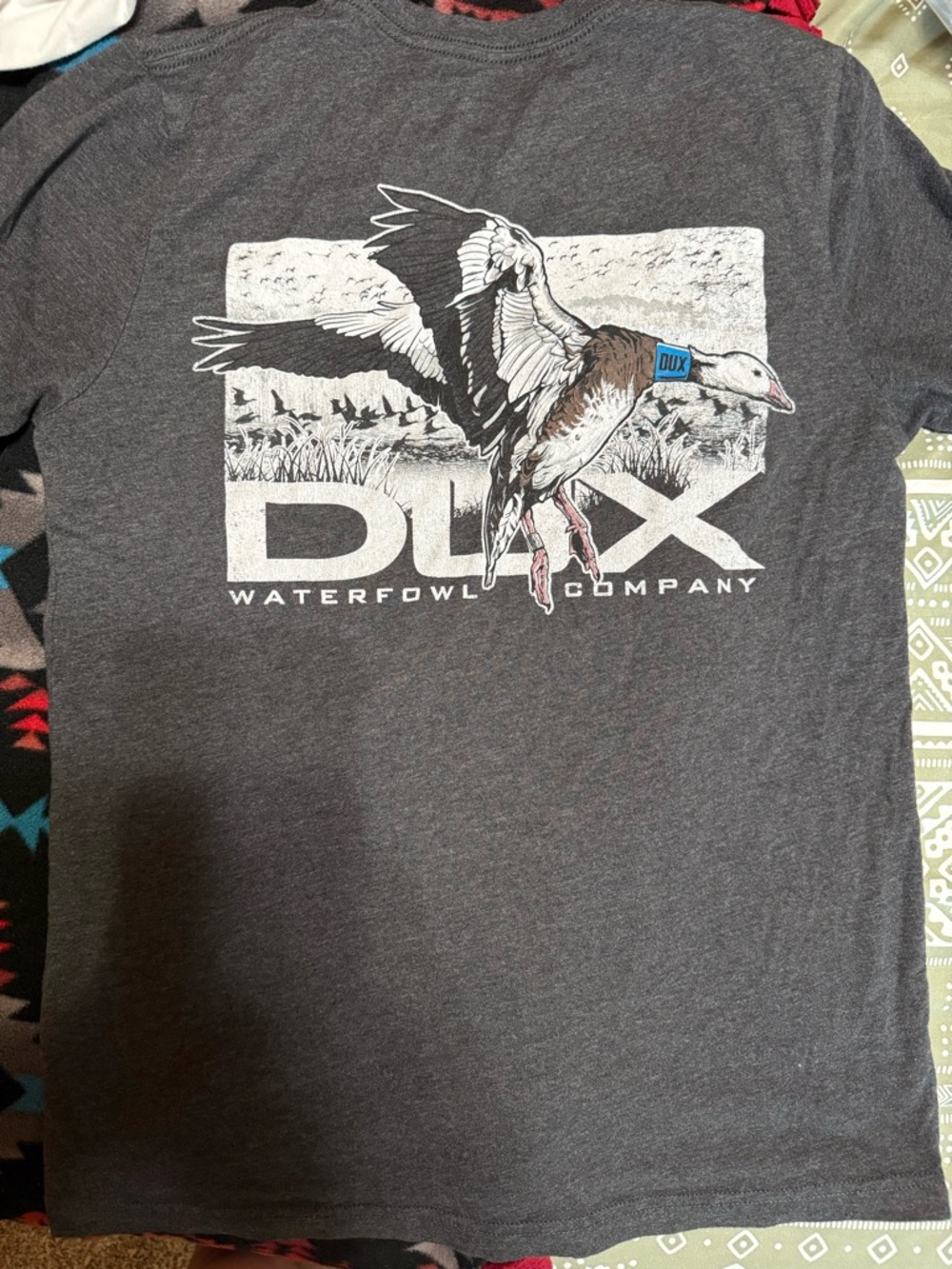 Dux Tshirt